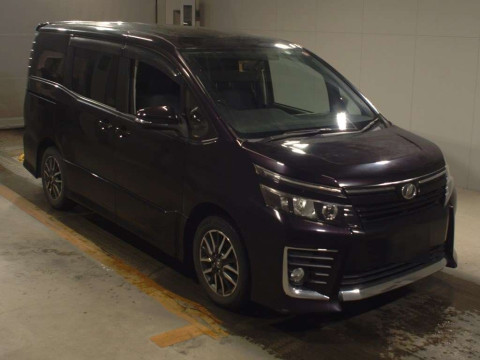 2015 Toyota Voxy ZRR80W[2]