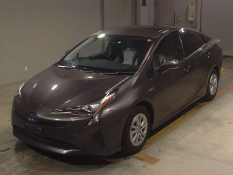 2017 Toyota Prius ZVW50[0]