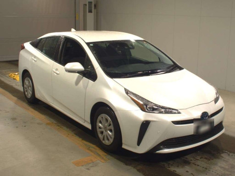 2021 Toyota Prius ZVW51[2]