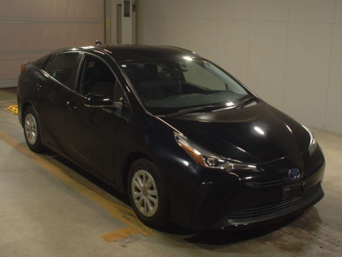 2021 Toyota Prius ZVW51[2]