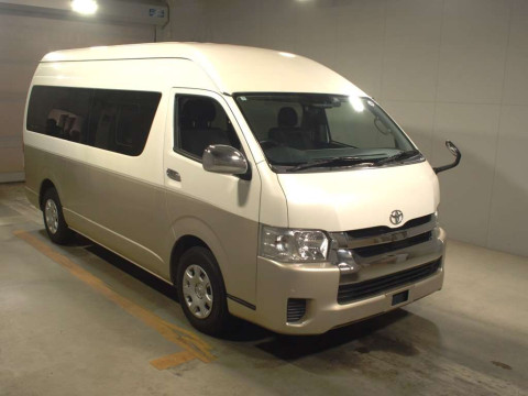 2020 Toyota Hiace Wagon TRH224W[2]