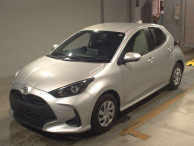 2021 Toyota YARIS