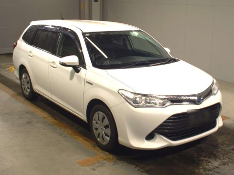 2016 Toyota Corolla Fielder NKE165G[2]