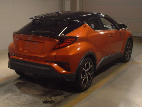 2020 Toyota C-HR NGX10[1]