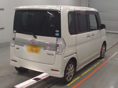 2014 Daihatsu Tanto Custom LA600S[1]