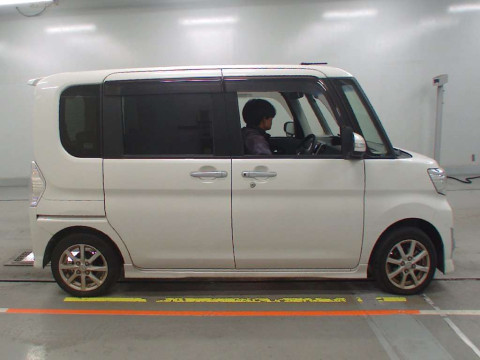 2014 Daihatsu Tanto Custom LA600S[2]