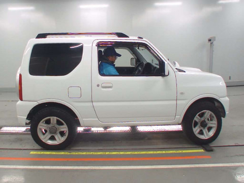 2013 Suzuki Jimny JB23W[2]