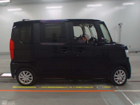 2023 Honda N-BOX JF3[2]