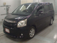 2007 Toyota Noah