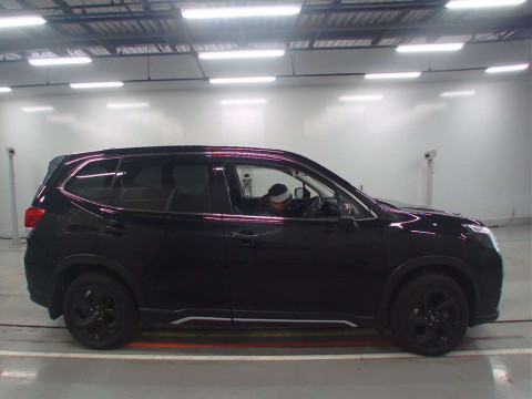 2022 Subaru Forester SK5[2]