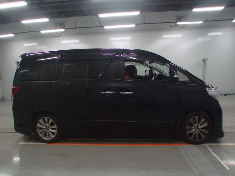 2010 Toyota Alphard GGH20W[2]