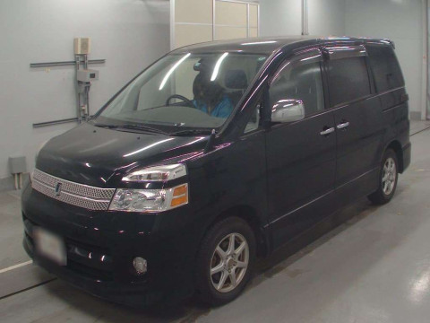 2005 Toyota Voxy AZR60G[0]