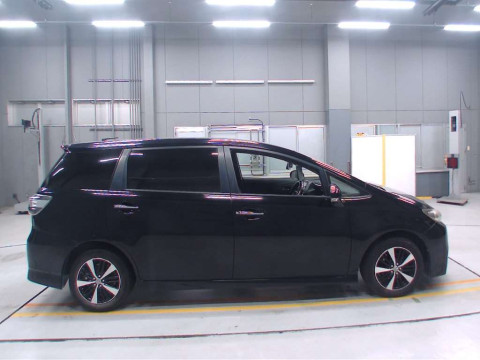 2014 Toyota Wish ZGE20W[2]