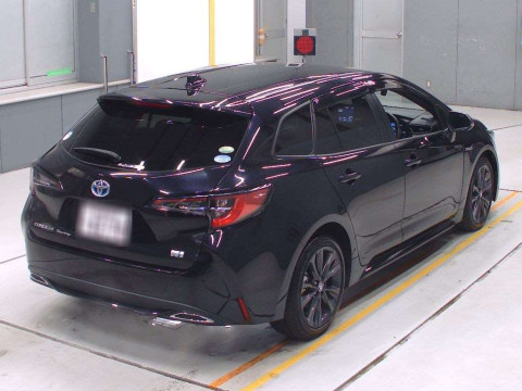 2020 Toyota Corolla Touring Wagon ZWE211W[1]