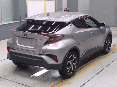 2017 Toyota C-HR ZYX10[1]