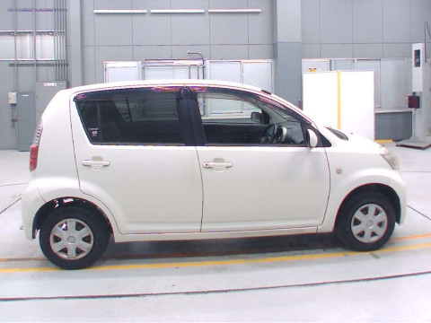 2009 Toyota Passo KGC10[2]