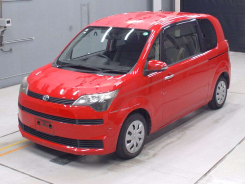 2013 Toyota Spade NCP141[0]