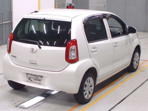 2016 Toyota Passo KGC30[1]