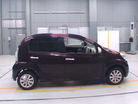 2015 Toyota Passo KGC30[2]