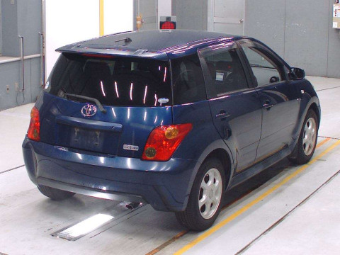 2003 Toyota IST NCP61[1]