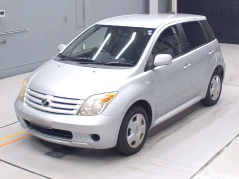 2005 Toyota IST NCP60[0]