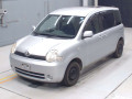 2005 Toyota Sienta