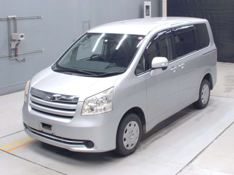 2010 Toyota Noah ZRR75G[0]