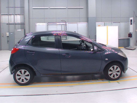 2010 Mazda Demio DE3FS[2]