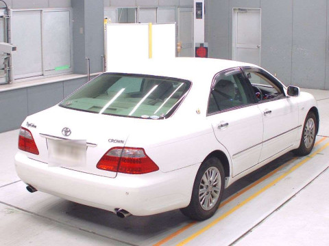 2007 Toyota Crown GRS180[1]