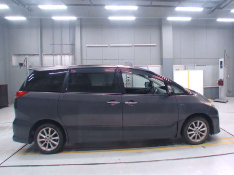 2010 Toyota Estima ACR50W[2]