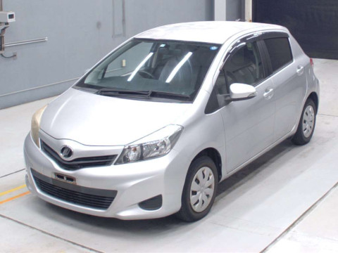 2011 Toyota Vitz NSP130[0]