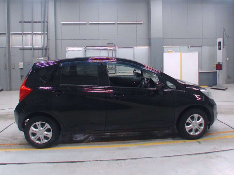 2015 Nissan Note E12[2]