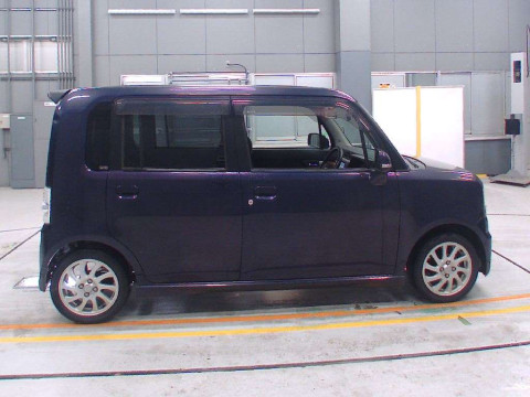 2009 Daihatsu Move Conte L575S[2]