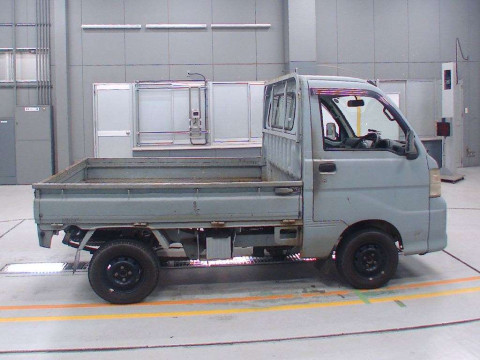 2005 Daihatsu Hijet Truck S200P[2]