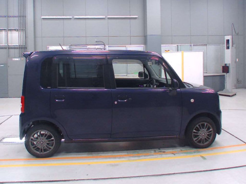 2014 Daihatsu Move Conte L575S[2]