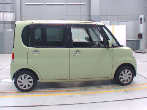 2012 Daihatsu Tanto L375S[2]