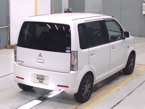 2007 Mitsubishi eK Wagon H82W[1]