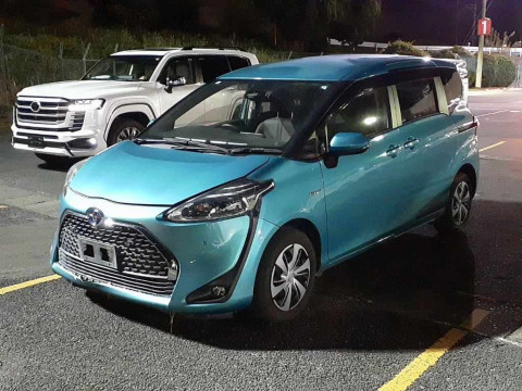 2019 Toyota Sienta NHP170G[0]