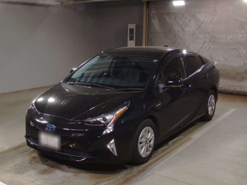 2017 Toyota Prius ZVW50[0]