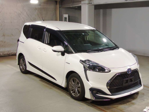 2019 Toyota Sienta NHP170G[2]