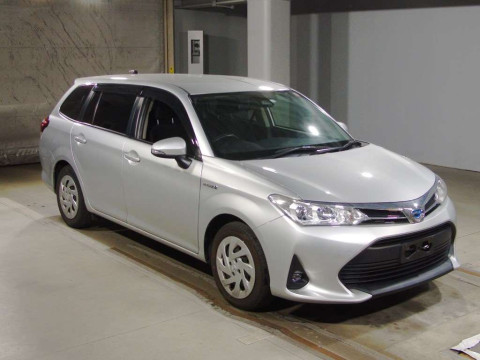 2019 Toyota Corolla Fielder NKE165G[2]