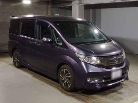 2015 Honda Step WGN Spada RP3[2]