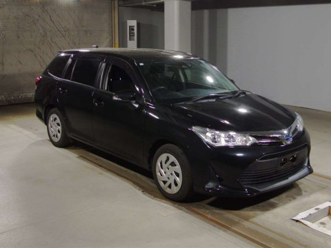 2020 Toyota Corolla Fielder NKE165G[2]