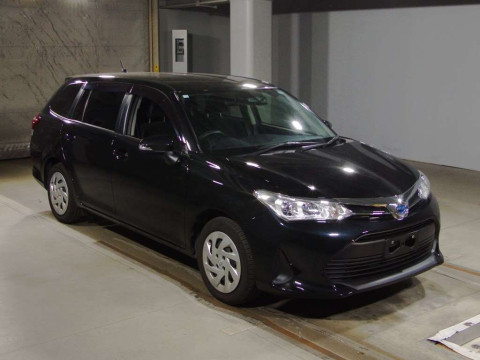 2020 Toyota Corolla Fielder NKE165G[2]