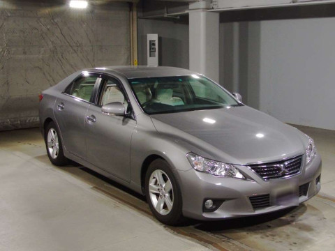 2010 Toyota Mark X GRX130[2]