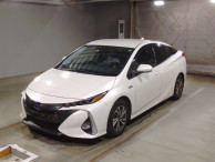 2018 Toyota Prius PHV