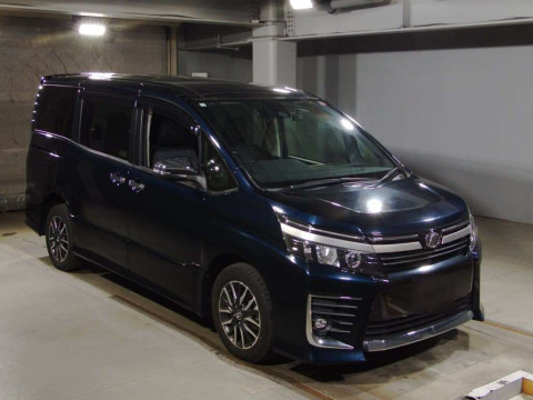 2016 Toyota Voxy ZRR85W[2]