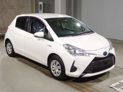 2019 Toyota Vitz NHP130[2]