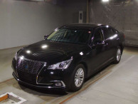 2018 Toyota Crown Hybrid