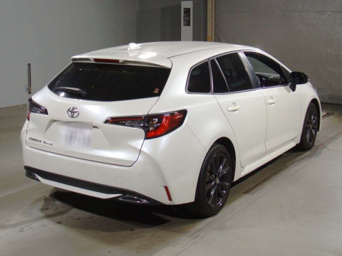 2020 Toyota Corolla Touring Wagon ZRE212W[1]